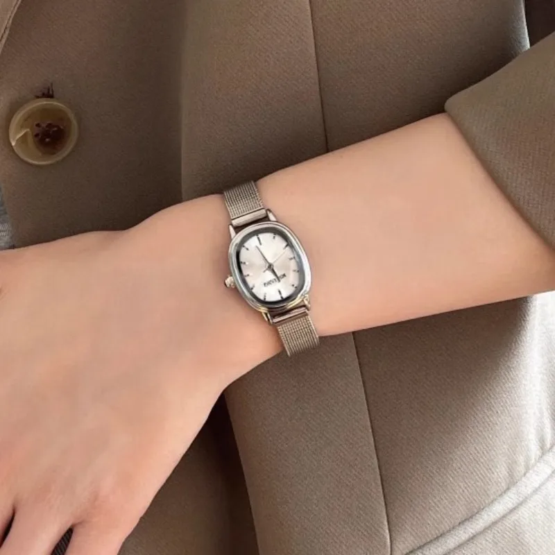 작은 타원형 다이얼 녹색 시계 간단한 스테인레스 스틸  - Luxury Watch Brands 리뷰 및 가격